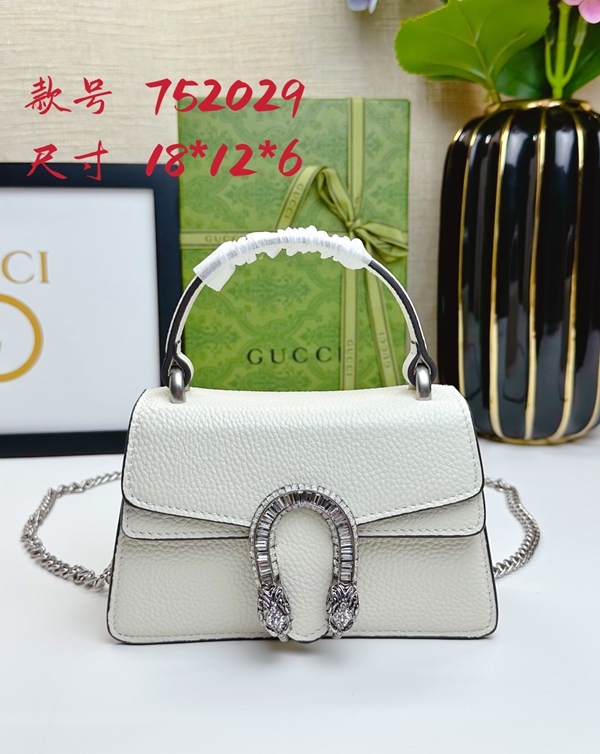 激安グッチバッグコピー正面デザイン